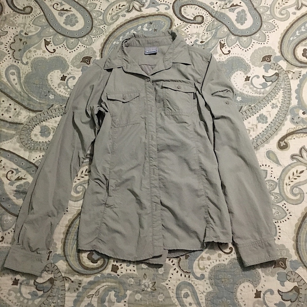 Long sleeve Columbia shirt